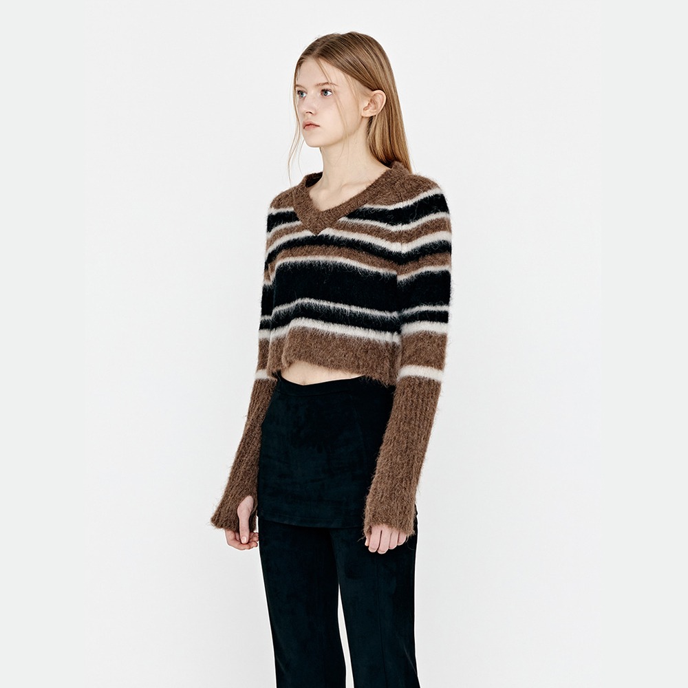 Yuz alpaca V-neck striped crop top knitwear